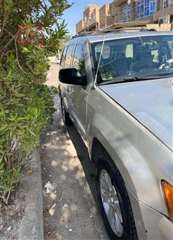 جیپ گراند شیرۆکی